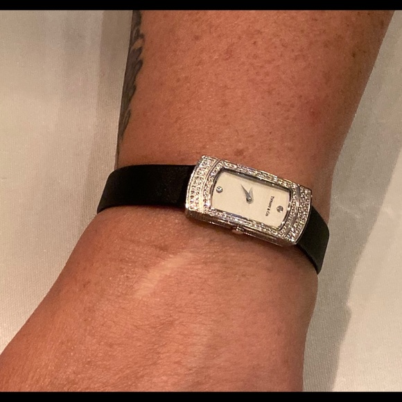Tiffany and Co 18k and Diamond watch - Picture 7 of 11
